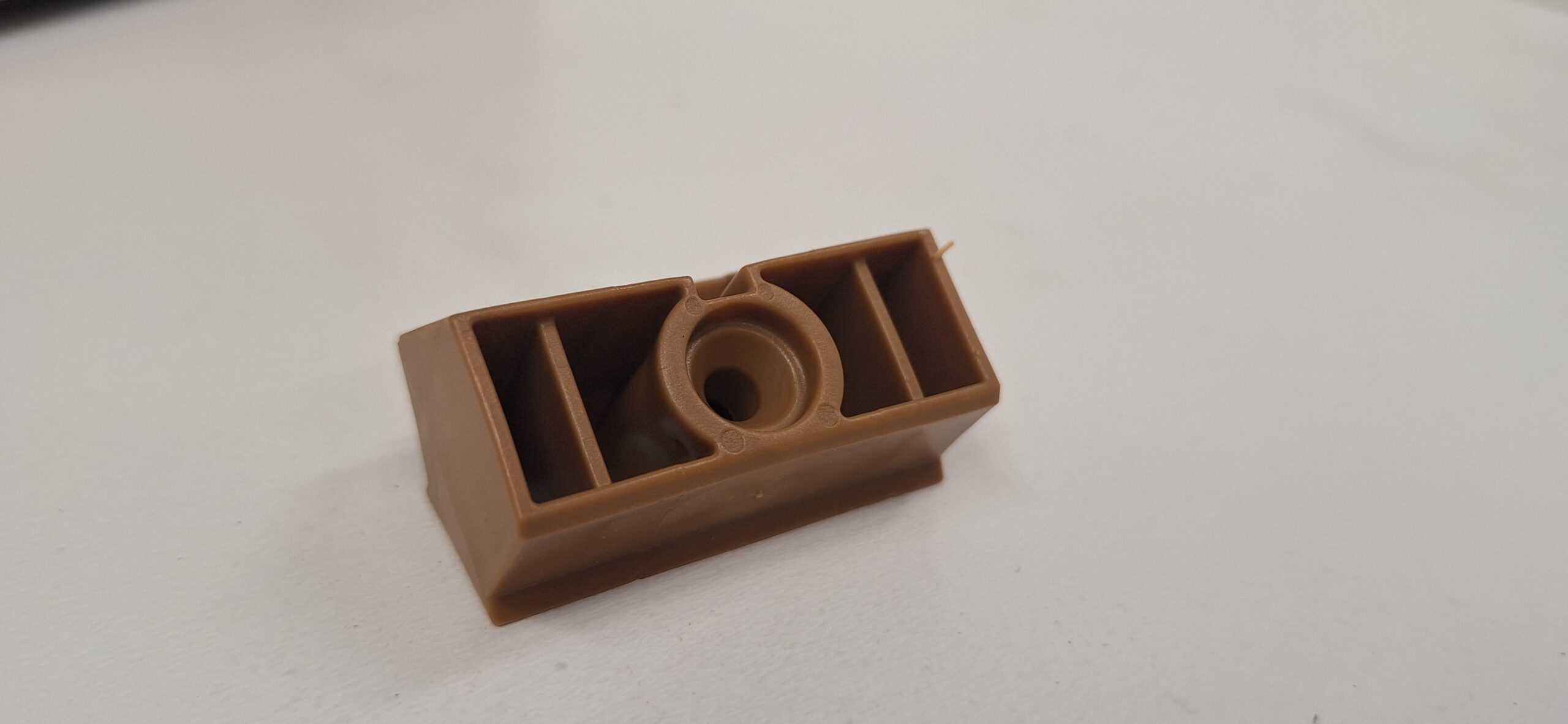 Lunawood Pf3 piilokiinnike