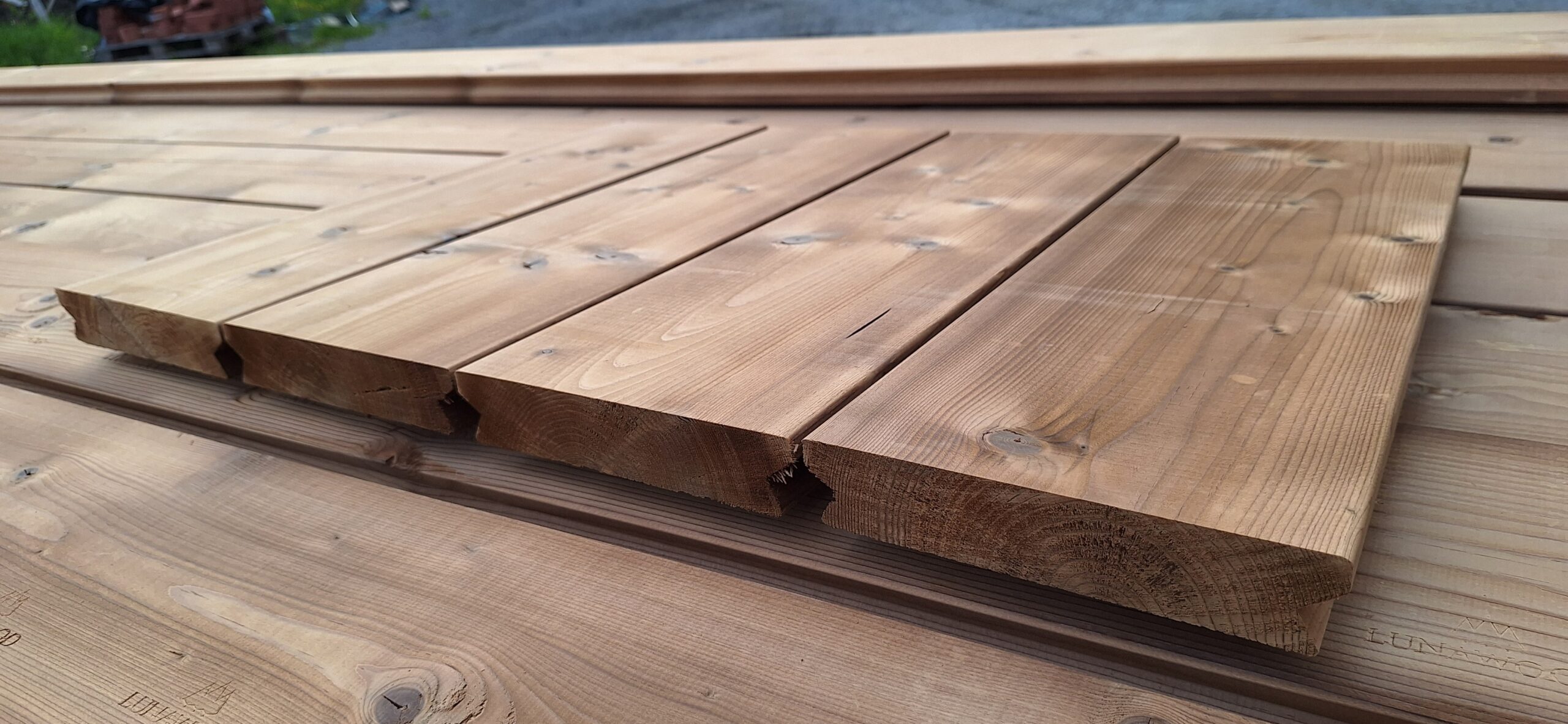 32x166 pf3 lämpökäsitelty kuusi terassilauta