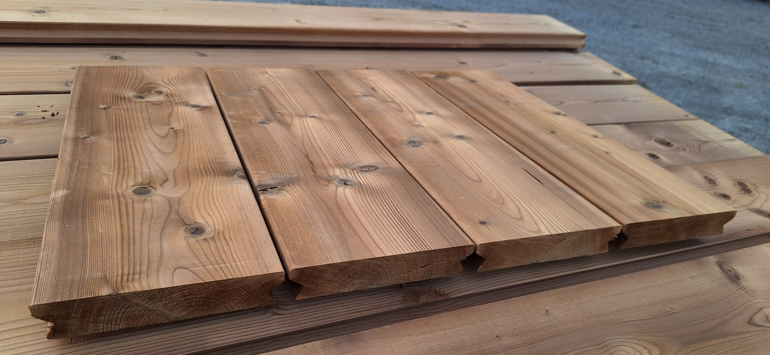 32x166 pf3 lämpökäsitelty kuusi terassilauta